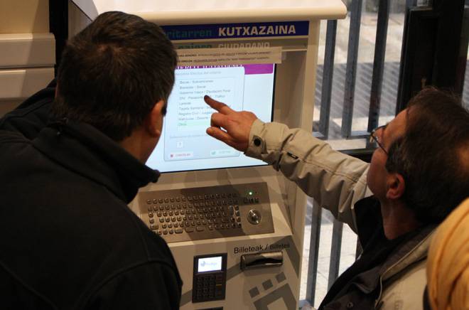 Durangarrek kutxazain automatikoan egiten dituzte udal tramiteen %25
