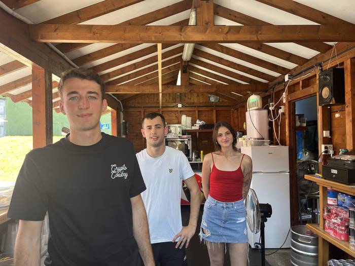 "Ikasteko aukera bat da taberna eramatea"