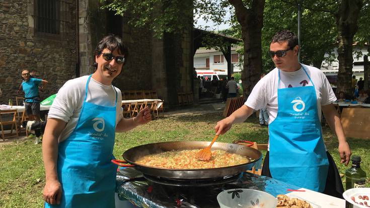 Paella jana eta umeendako jolasak, Rio de Orok antolatutako jaialdian