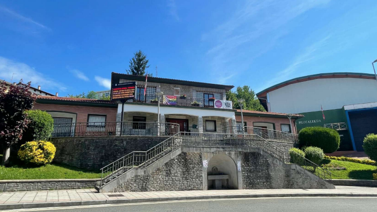 Langile berri bat kontratatuta, brigada indartu dute Mallabian