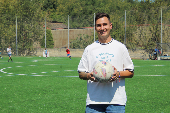 Futbol-7 zelaiko belarra berritu dute Tabiran