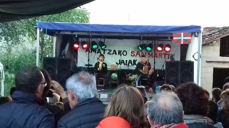 Asier Gozategik Amatza auzoko 4. Trikitixa Jaialdian parte hartuko du, bihar