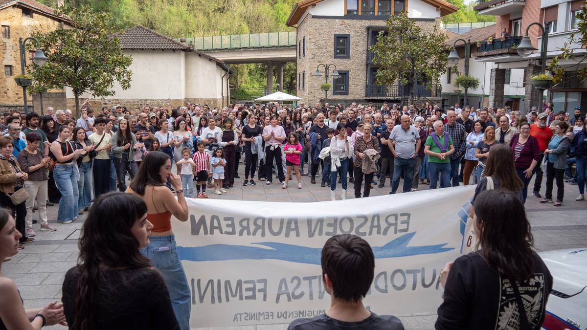 [BIDEOA]: Ozen eta argi esan dute Berrizen: "Nahikoa da!"
