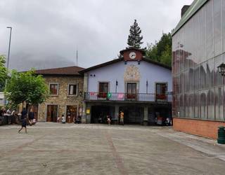 Jaietako kartelik onenak 350 euro irabaziko ditu Izurtzan