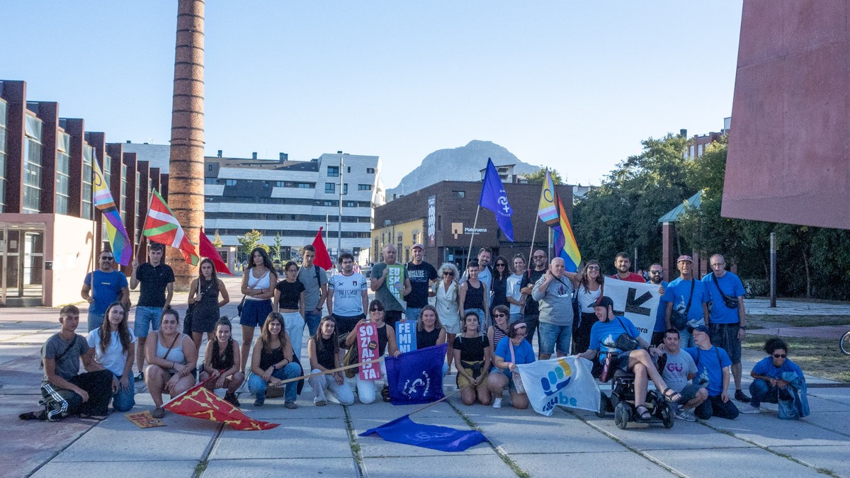 [BIDEOA]: Durangoko txosnek Intxaurreren txapliguagaz inauguratuko dute egitaraua