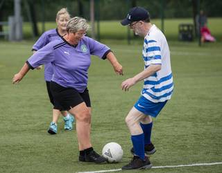 Kirol programa berria jaio da Durangon: 'Walking football'