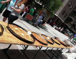 [EGITARAUA]: Puzgarriak, apar-festa herri kirolak eta paellak Muruetatorreko jaietan