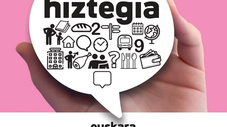 Etorkinei zuzendutako euskarazko hiztegia kaleratu dute Durangaldeko hainbat herritan
