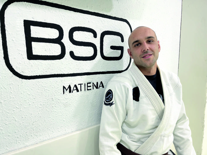 "MMAan jiu-jitsu barik ez zoaz inora; funtsezkoa da"