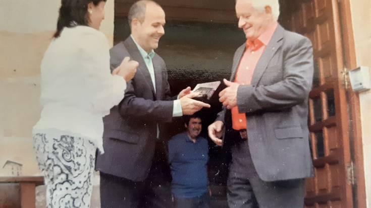 Jose Martin Etxebarria, Iurretako lehenengo alkatea hil da