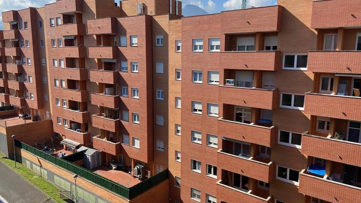 Etxebizitza eskaintza handitzeko eta hutsik daudenak merkaturatzeko neurriak Durangoko Etxebizitza Planean