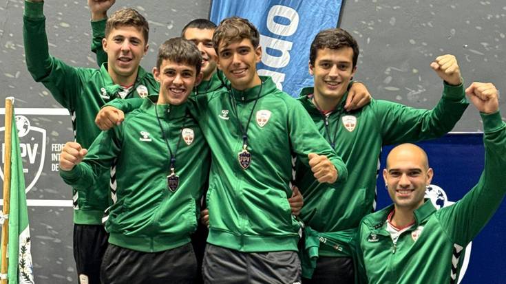 Ibai Arroitajauregi iurretarrak eta David Alonso zornotzarrak brontzezko domina irabazi dute trinketeko Munduko Txapelketan