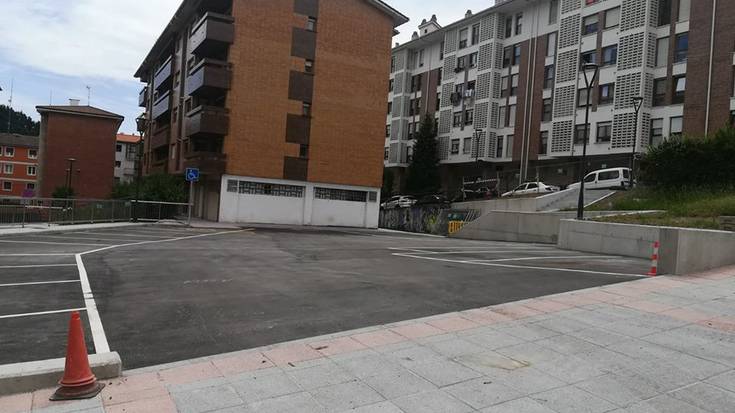 Bidegaineko aparkaleku berria  dagoeneko erabilgarri dago