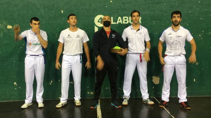 Murillo-Etxebarria eta Karregal-Bilbao bikoteak Peter-en oroimenezko pilota txapelketako finalera sailkatu dira
