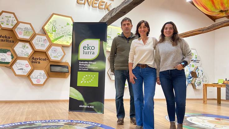 "Ekoizpen eredu ekologikoa ekoizpen eredu erresilientea da"