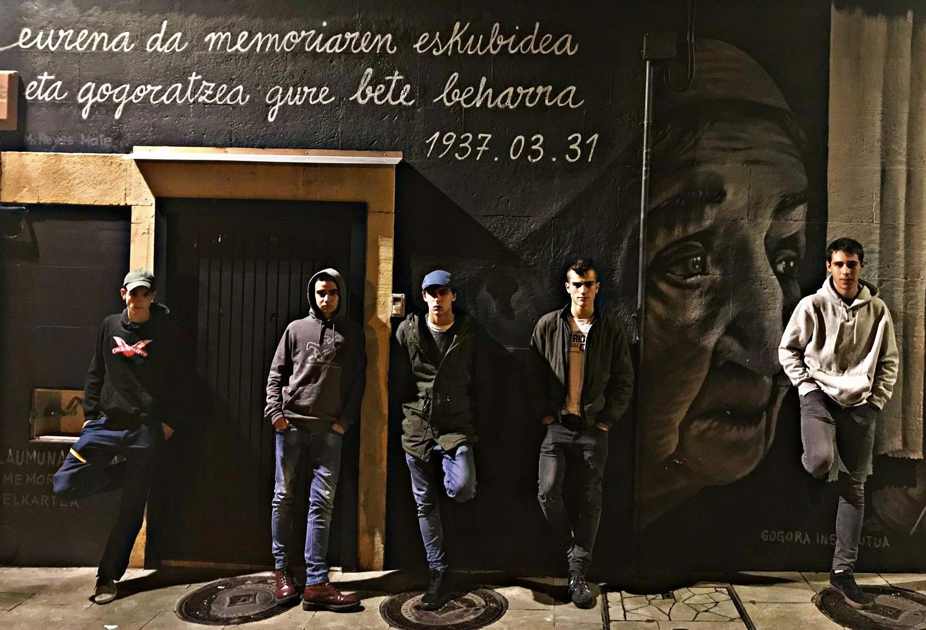 “Gure inguruko taldeen eragina nabarmena da gugan: Elorrioko taldeak, Arkada Social, Never Surrender...”