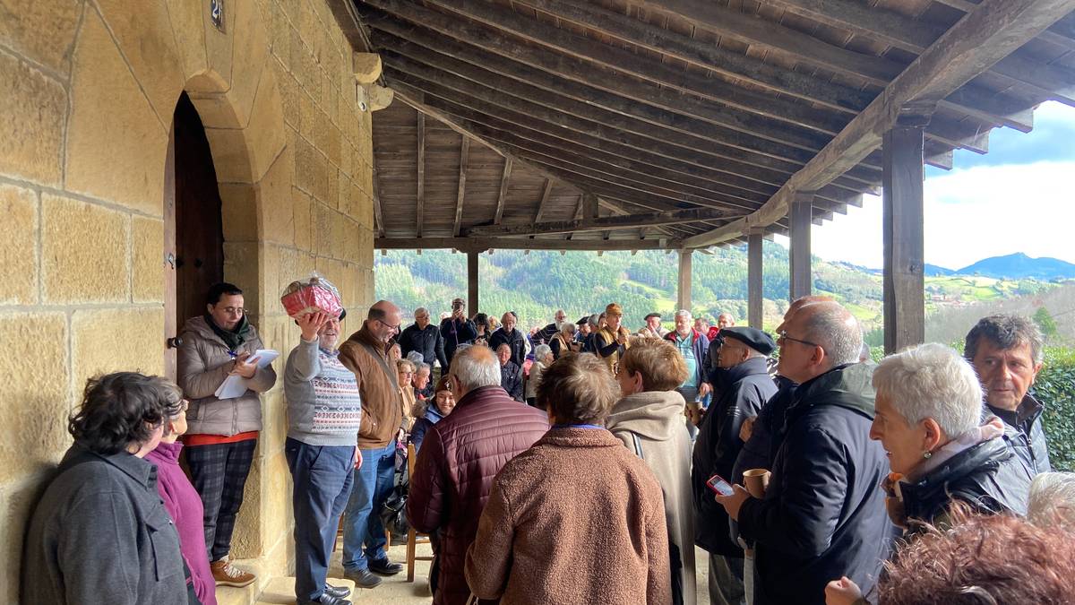 Mendeetako ohiturari eusteko hitzordua Garain