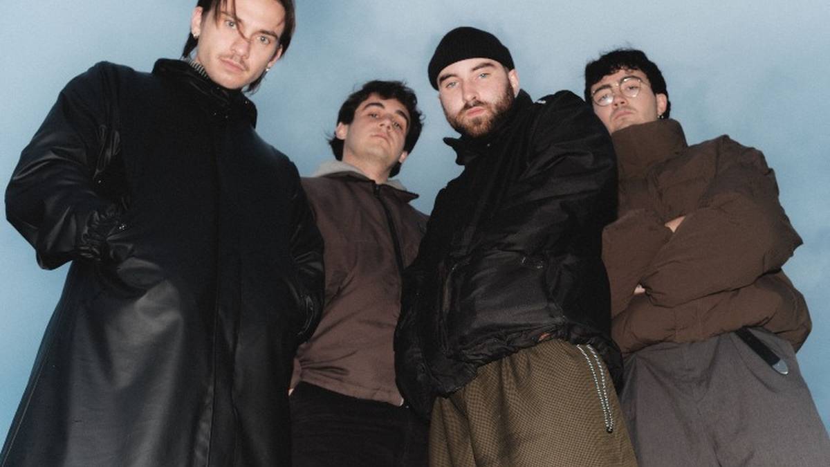 Zapatuko kontzertuan gitarra doinu ilunek hartuko dute Ateneo