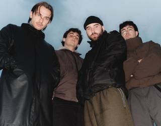 Zapatuko kontzertuan gitarra doinu ilunek hartuko dute Ateneo