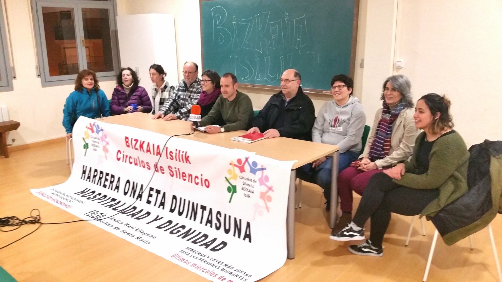 Migratzaileentzat duintasuna eskatzeko bilkurak egiten hasiko dira Durangon, hilero