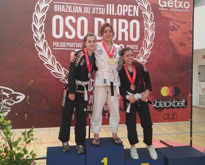 Maria Crespok eta Mikel Ibarzabalek Getxoko torneo irabazi dute