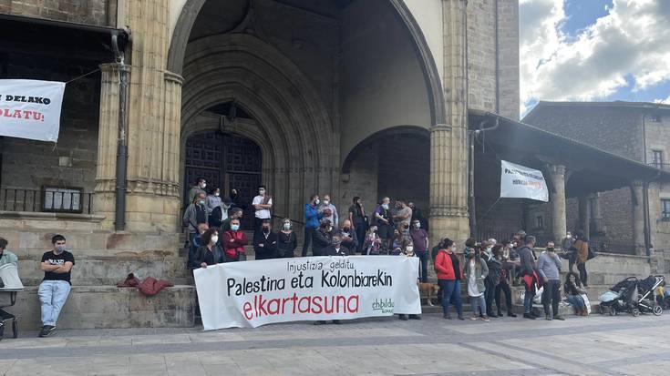 Elkarretaratzea egingo dute eguenean Elorrion Palestinaren alde