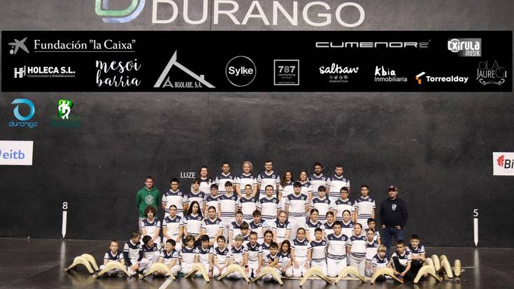 DUJA zesta-punta klubaren bigarren urteurrena ospatu dute