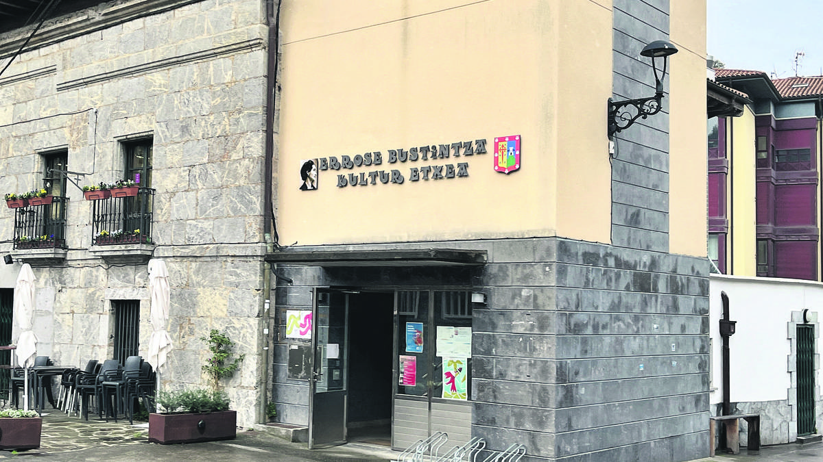 Aurretiazko borondateei buruz arituko dira Mañarian