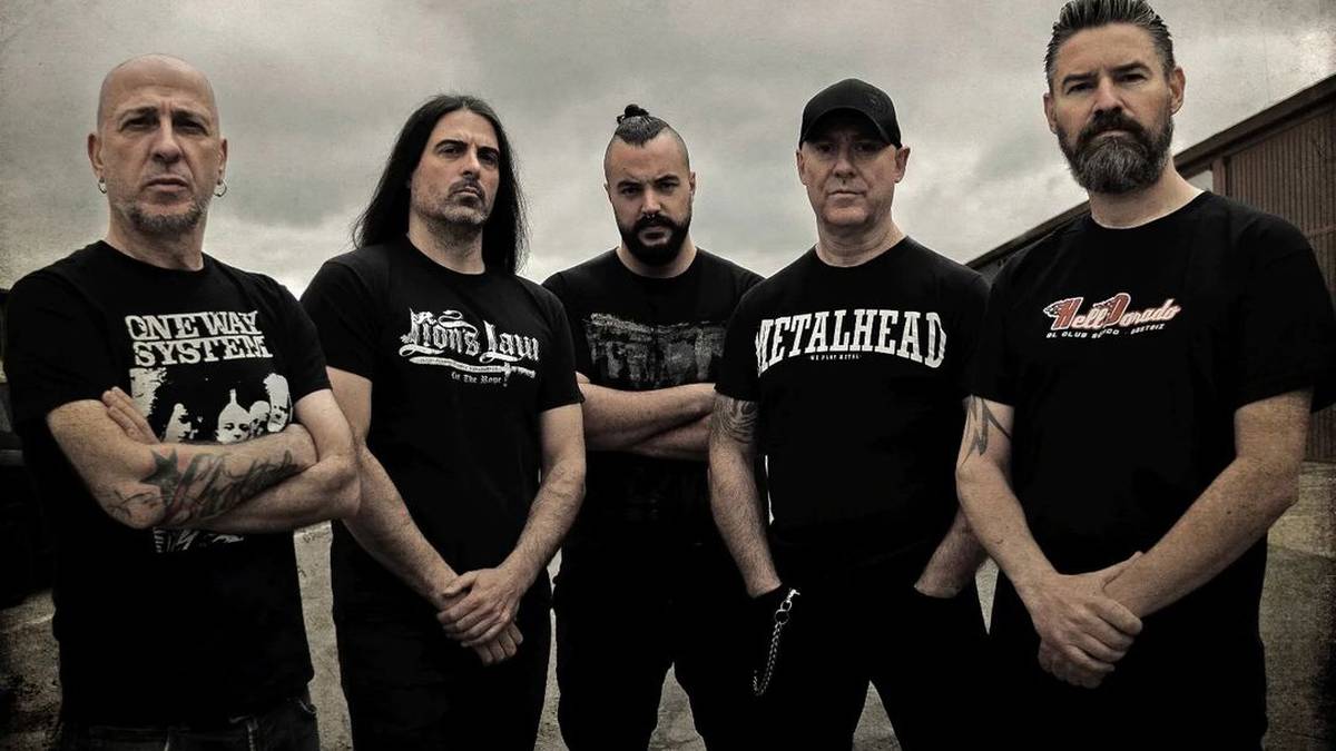 Landako Gunea, Bonustrack jaialdiarekin dardar egiteko prest