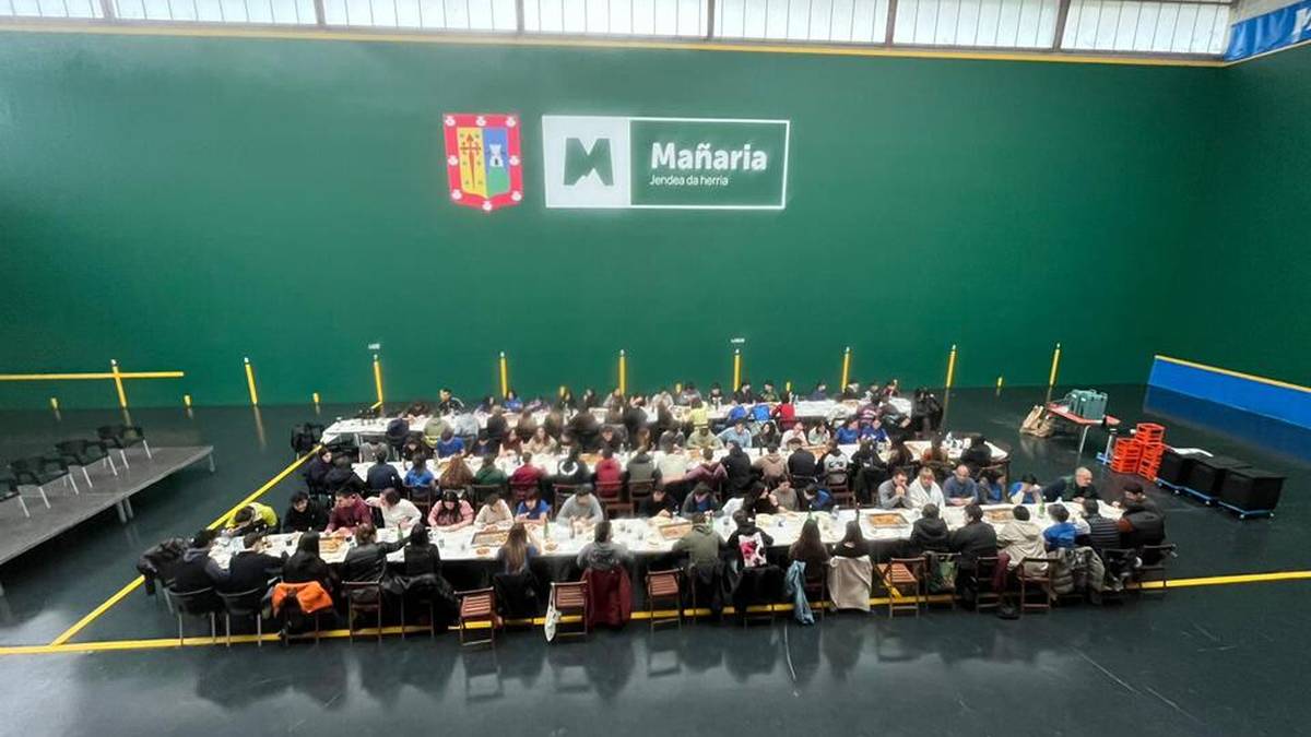 [ARGAZKI GALERIA]: Mañariko Gazte Egunak lehenengo harria jarri du