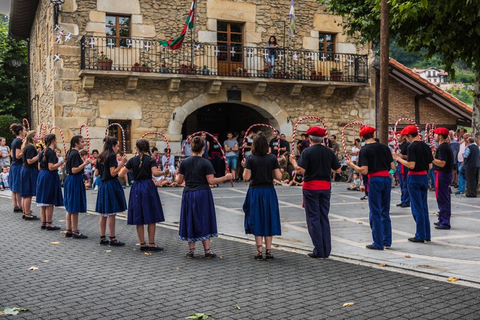 Donien Atxa jasota abiatu dituzte jaiak Garain - 22