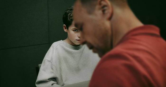 Indarkeria digitalari buruz eztabaidatzeko saioak Zugazan, 'Adolescence' telesaila ardatz