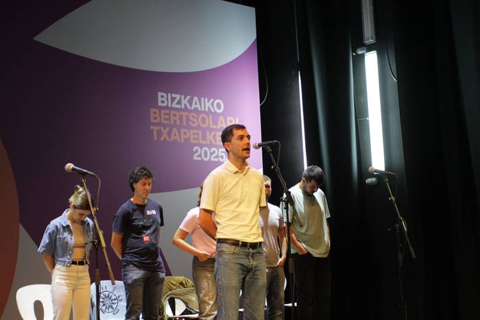 Aitor Bizkarrak irabazi du Bizkaiko Bertsolari Txapelketako lehenengo saioa