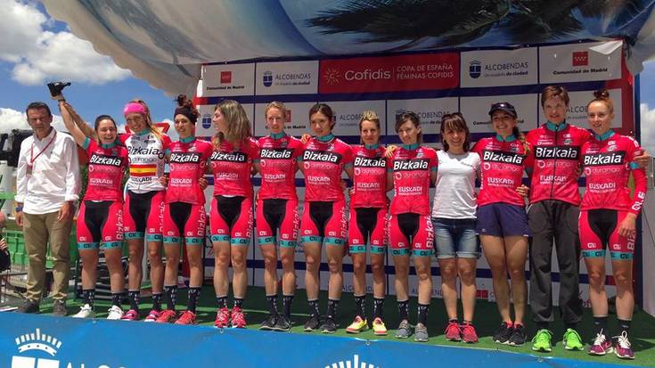 Bizkaia-Durangoko hiru ziklistak osatu dute Alcobendaseko podiuma
