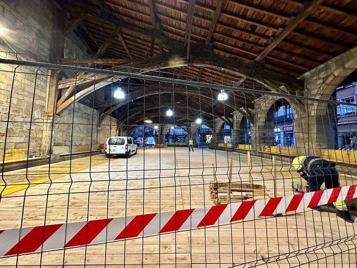 Andra Mariko elizpea birmoldatzeko lanak hasi dituzte
