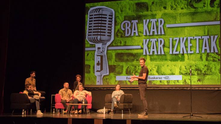 Euskal Herrian Euskarazek umorezko bakarrizketen saioa egingo du San Agustin Kulturgunean