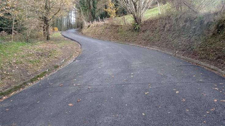 Sagastako errepidea konponduta, Mendiolako bideari helduko diote