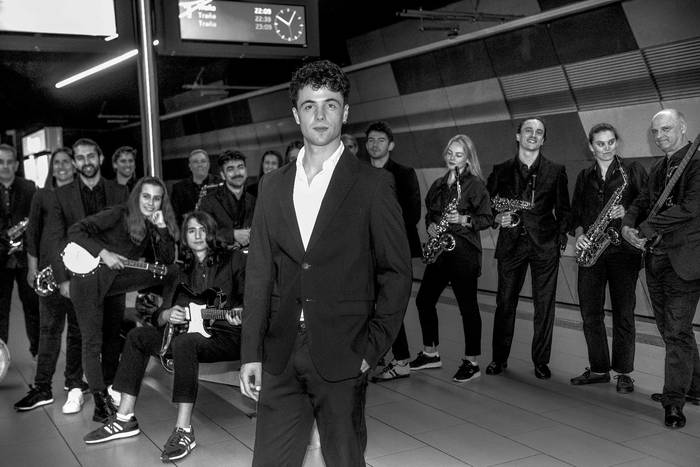 Danel Arteagaren eta Bart... Sax! taldearen emanaldi berezia Plateruenean, barikuan