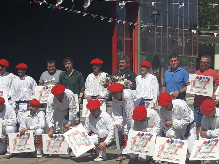 Mendi Gain dantza taldeak 50. urteurrena ospatu du - 15