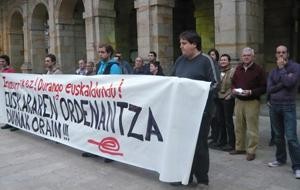 Euskararen ordenantza "duinak" eskatu dituzte