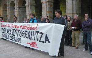 Euskararen ordenantza "duinak" eskatu dituzte
