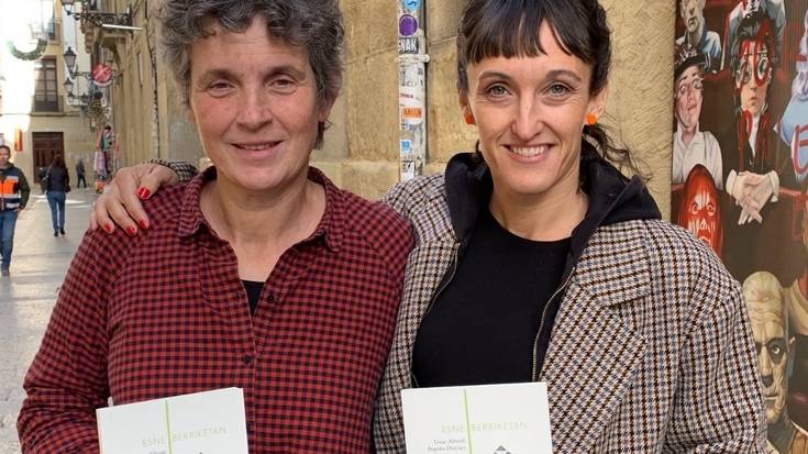 "Zerbaitegatik gogoan hartzea merezi duten istorioak jaso ditut"