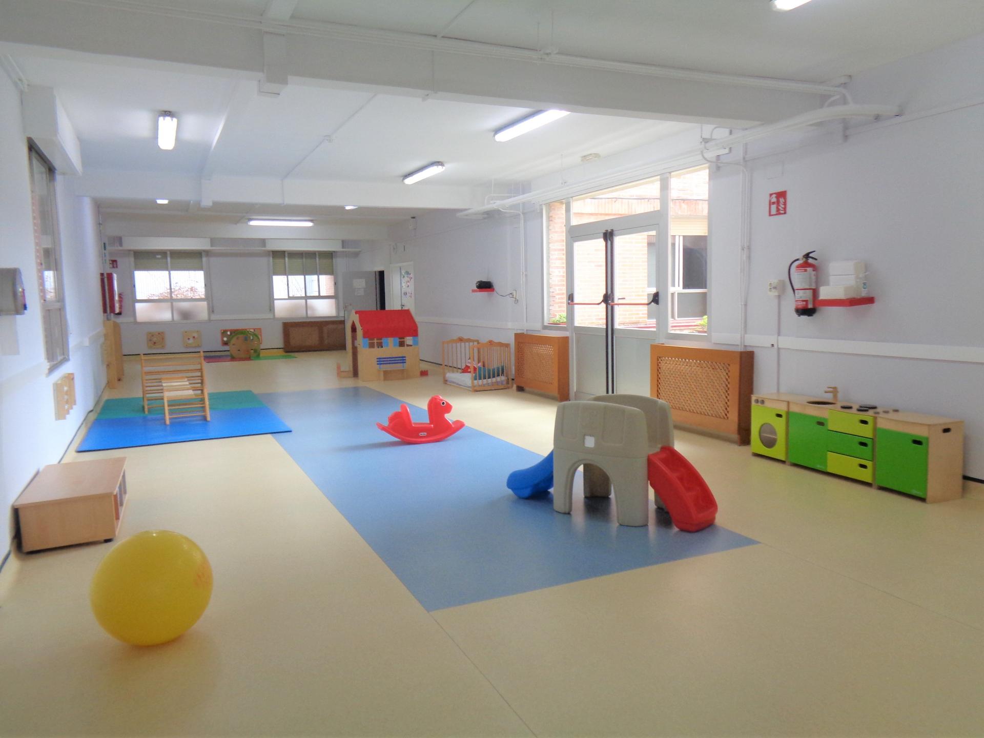 Larreko haurreskola egokitzeko lanak, martxan