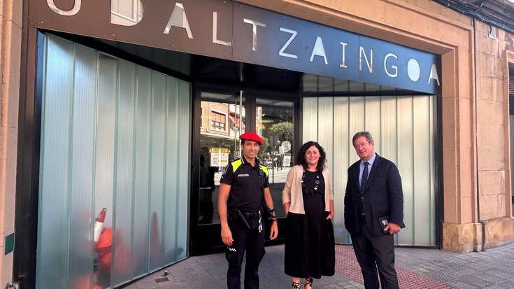 Ainhoa Salterain Zornotzako alkatea Bingen Zupiria Segurtasun sailburuagaz batzartu da