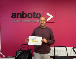 Andoni Arietaleanizbeaskoak irabazi du 'Zenbat ezagutzen duzu Elorrio?' lehiaketa