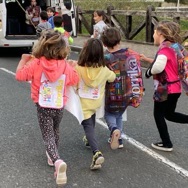 Korrika txikia eta herri afaria Garain, Korrika nagusira batu aurretik