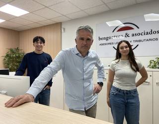 "Zergak kontu teknikoak dira eta aditu bategaz lantzea komeni izaten da"