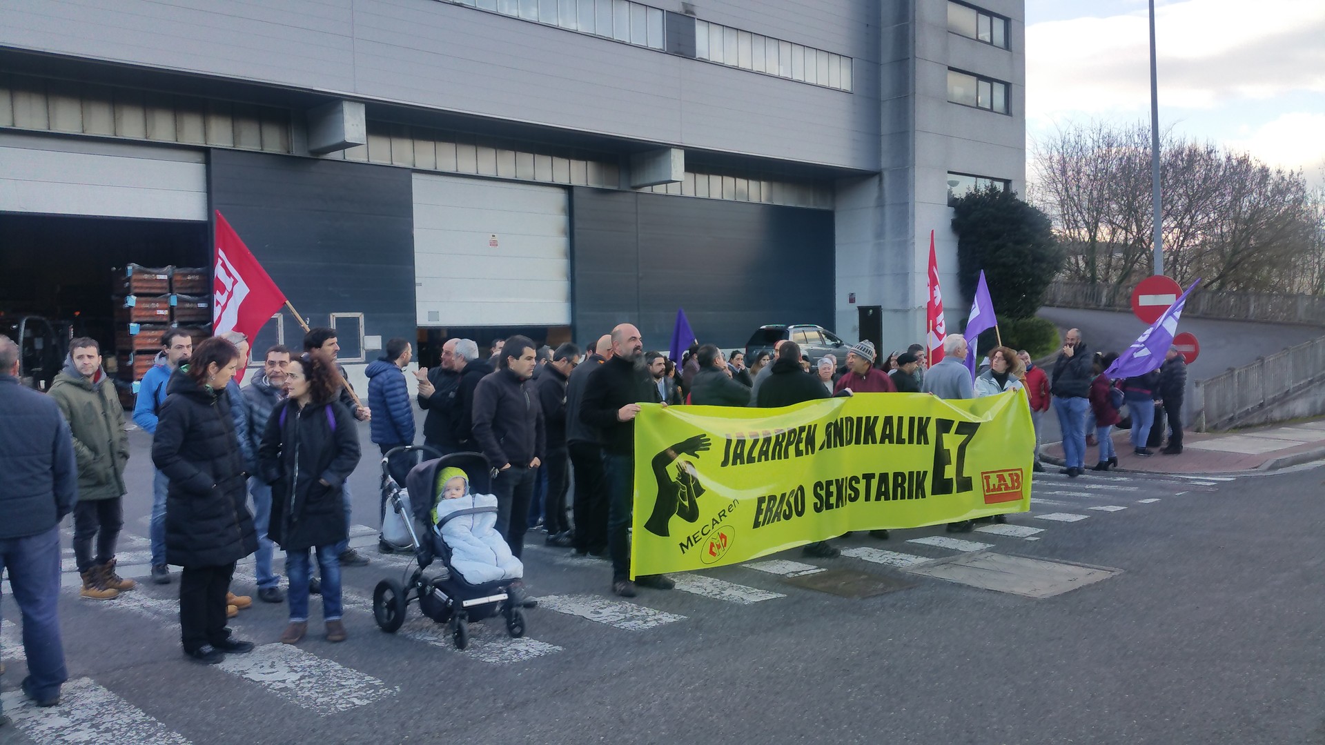 Zaldibarko Mecar enpresan eraso sexista bat gertatu dela salatu du LABek