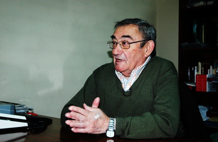 Jon Pertika folklore sustatzailea sarituko dute Merinalde Egunean