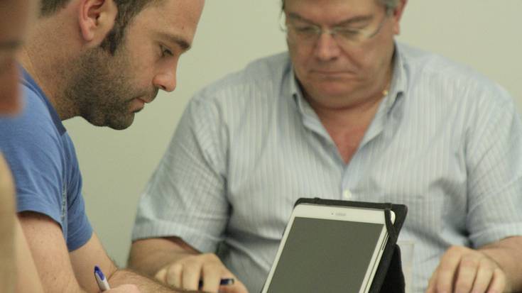 Kaleartean plataformaren mozioaren kontra egin dute Independienteek eta EAJk